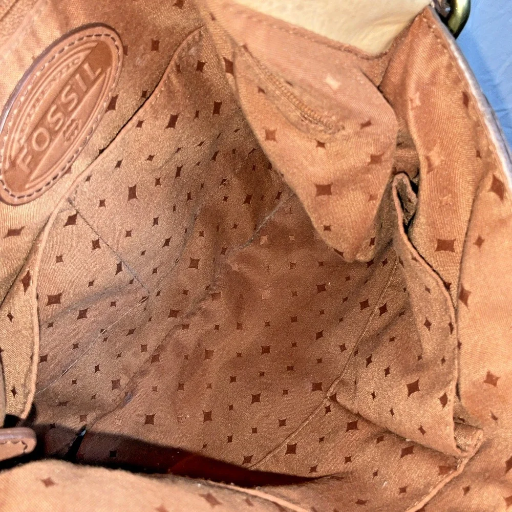 Fossil Explorer Leather Hobo Bag‎ Long Live Vintage Tan Cowhide Adjustable Strap